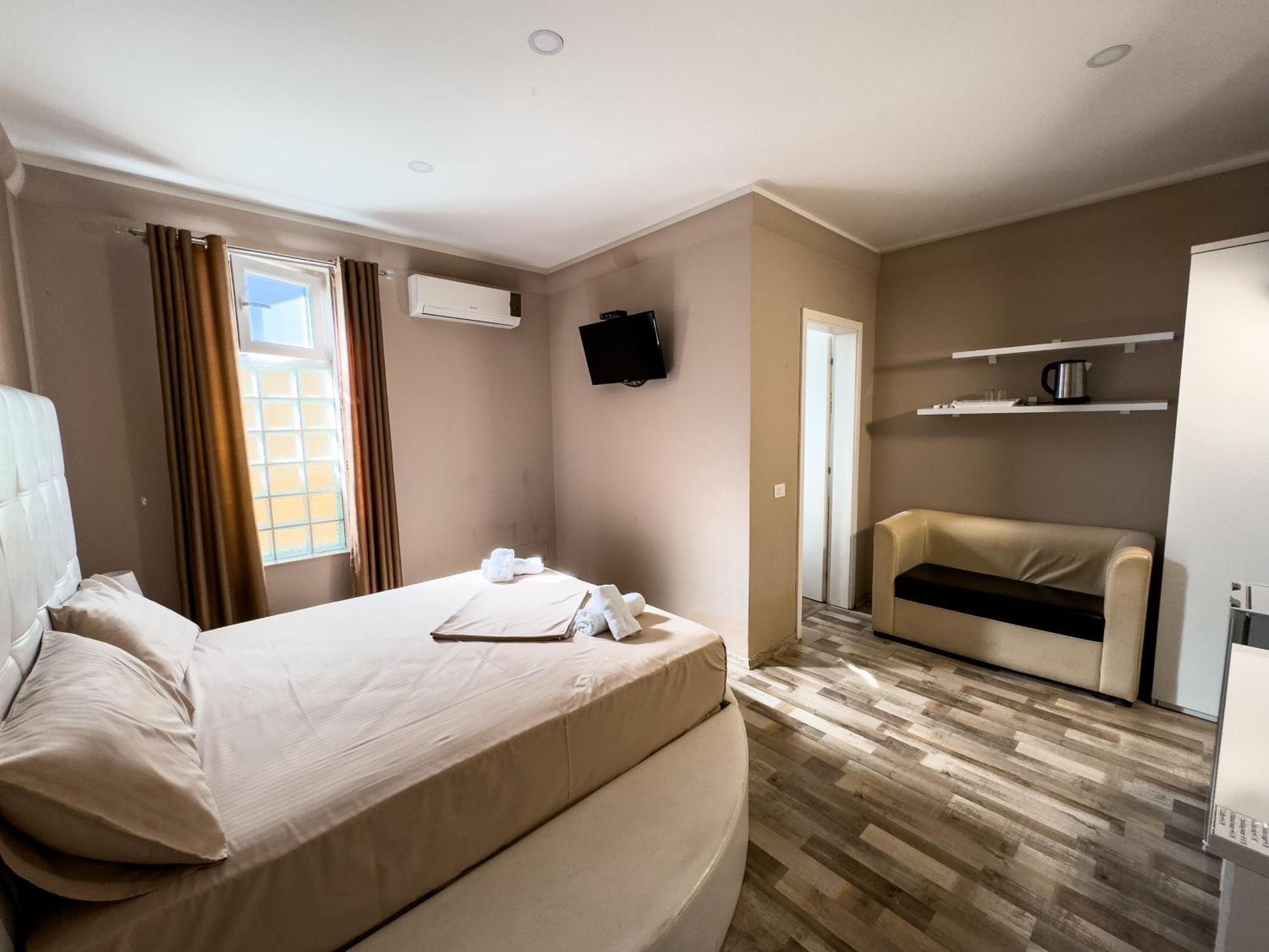 Shkodra Budget Hotel Exteriér fotografie