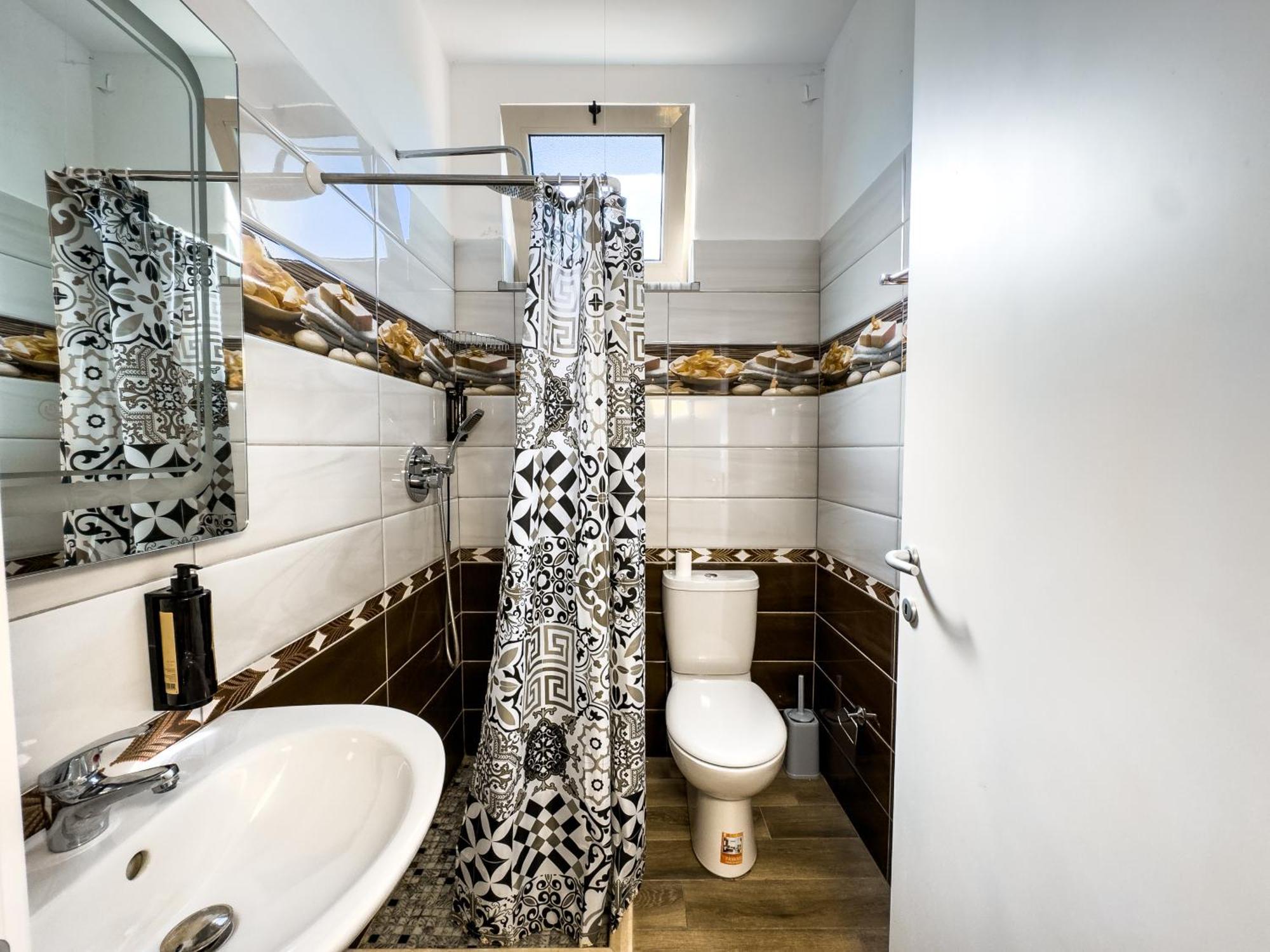 Shkodra Budget Hotel Pokoj fotografie